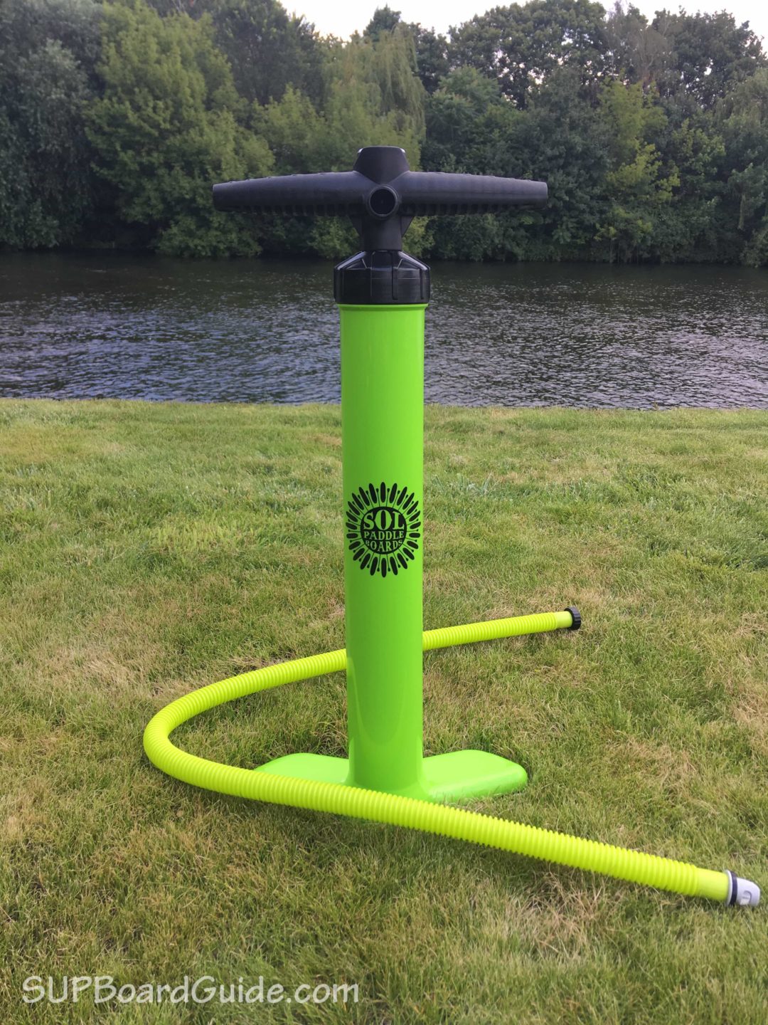 Inflatable SUP pump green