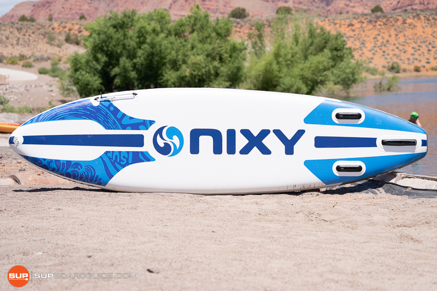 Nixy Newport G4 Bottom Design and Shape