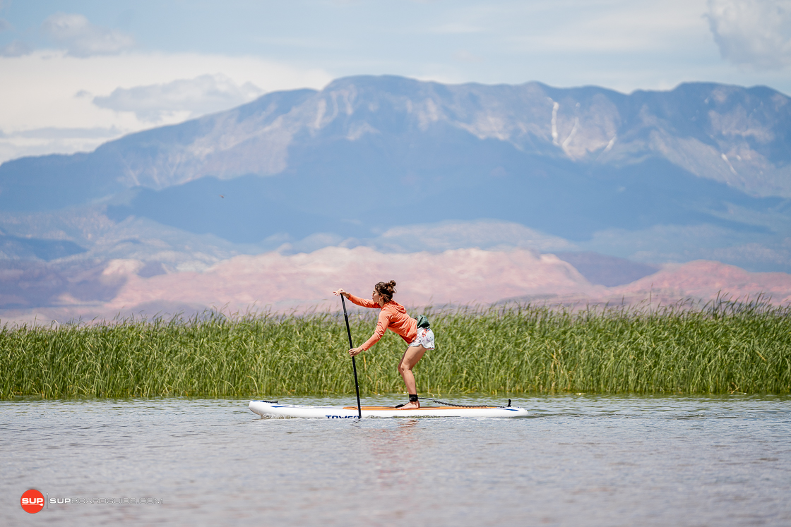 Tower Yachtsman paddling left 