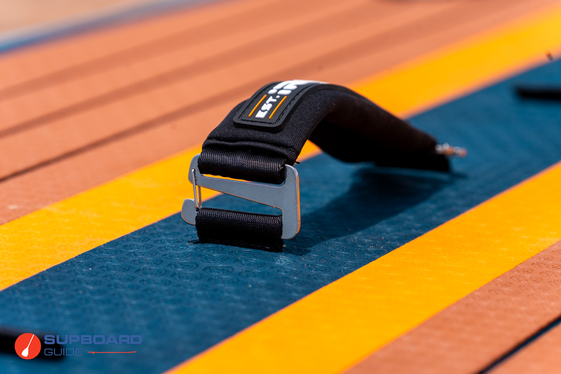 Blackfin Model X center handle